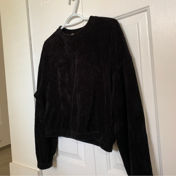 GARAGE crewneck crop sweatshirt - Picture 2 of 6